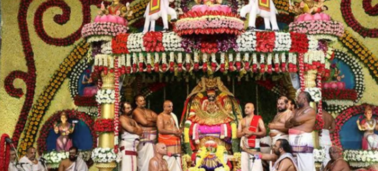 వరలక్ష్మి వ్రతానికి ముస్తాబైన తిరుచానూరు ఆలయ మండపం